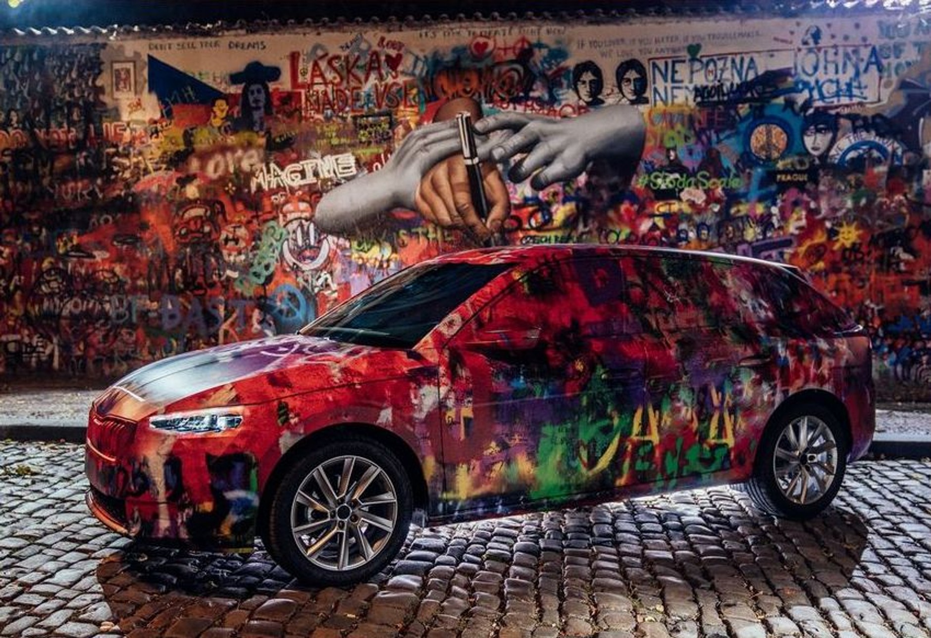 Skoda Scala graffiti
