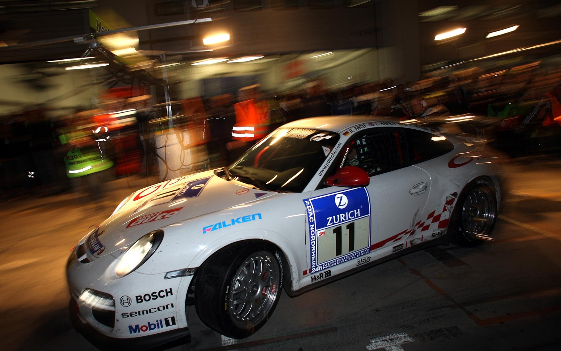 Porsche na Nurburgringu