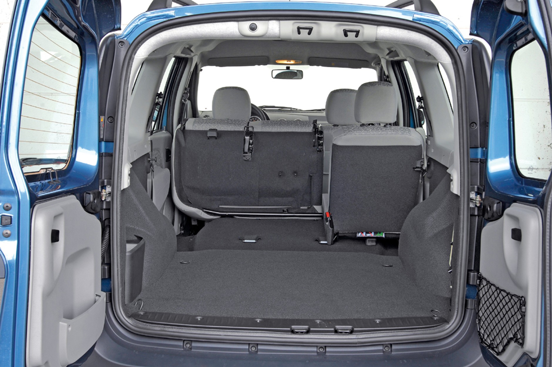 Prosta i zwyczajnie dobra - Test długodystansowy: Dacia Logan MCV 1.5 dCi