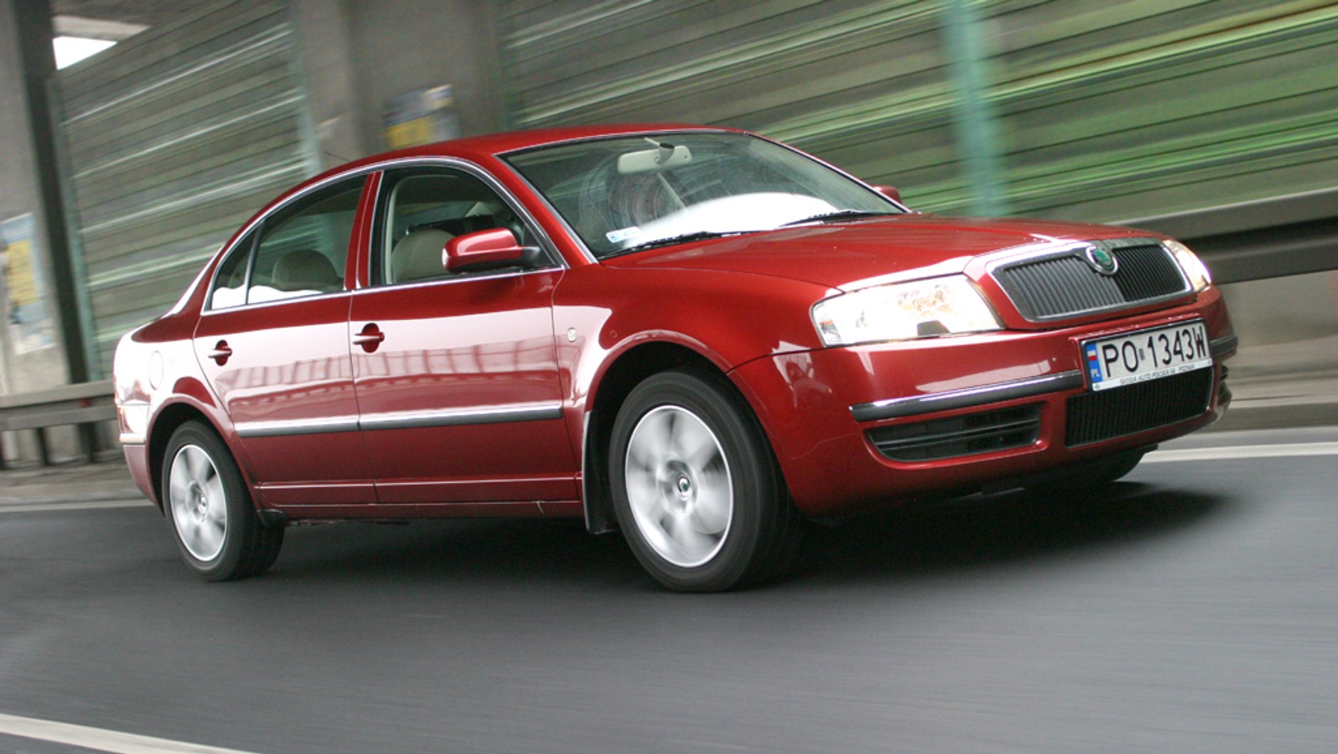 Skoda Superb z 1.9 TDI: jeśli nie zjadła jej rdza, pojeździ jeszcze długo