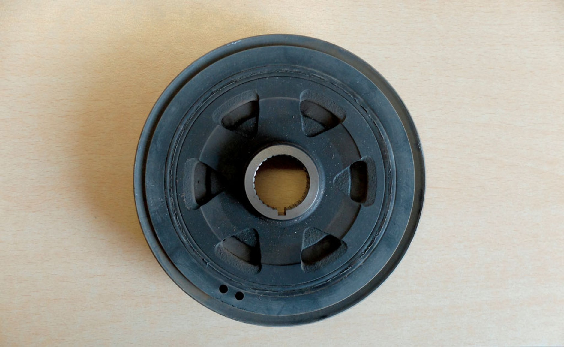 Wszystko o silniku 2.2 i-CTDi - typowe usterki koła pasowego wału korbowego