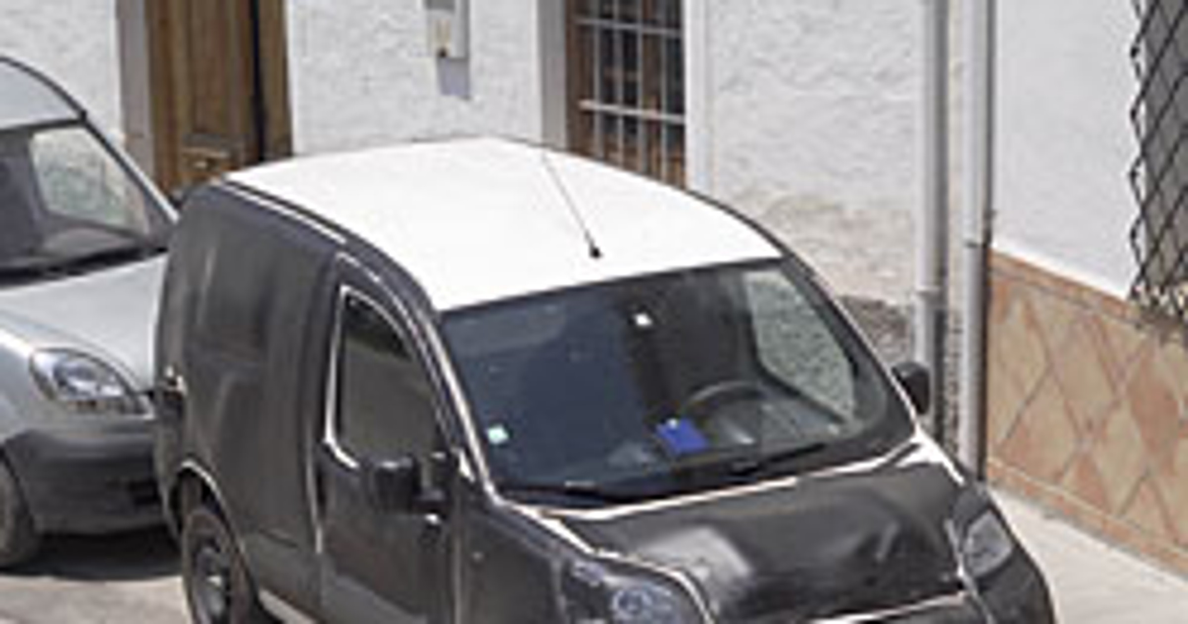 Zdjęcia szpiegowskie: Citroen Berlingo i Renault Kangoo – nowe dostawczaki za drzwiami