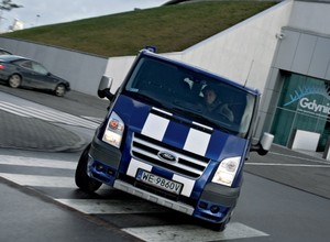 Ford Transit SportVan: kurier w dresie