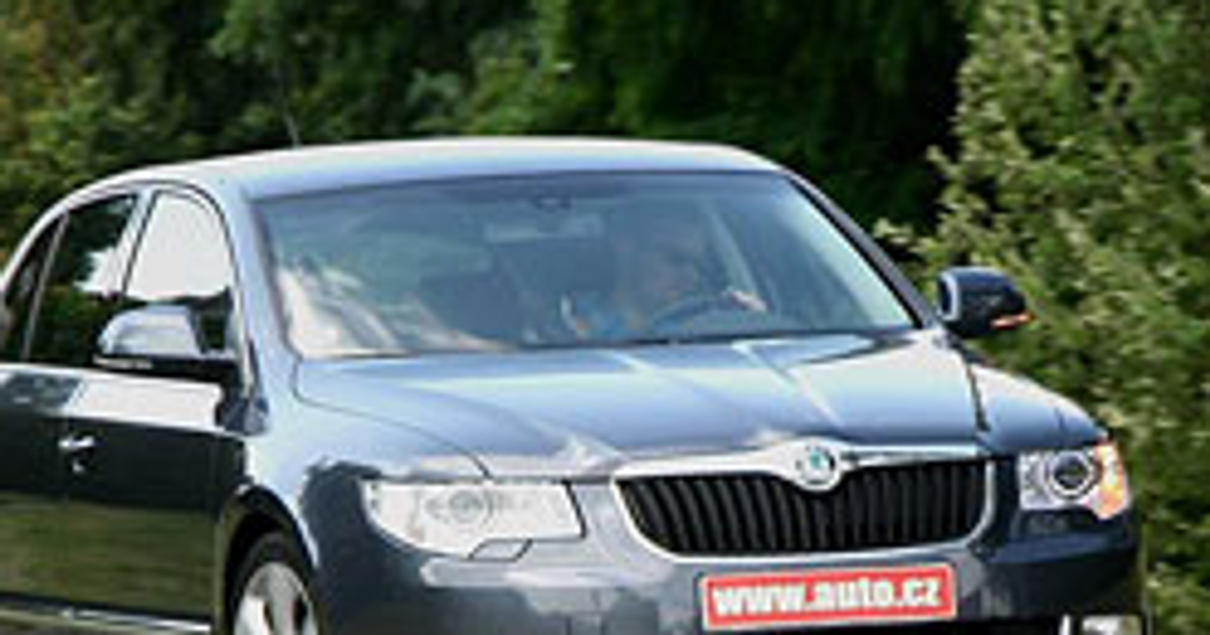 Test: Škoda Superb 1,8 TSI - luksus po czesku