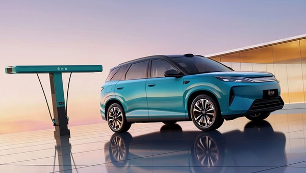 Nowe BYD Atto 3 oferowane w Chinach jako Yuan Plus