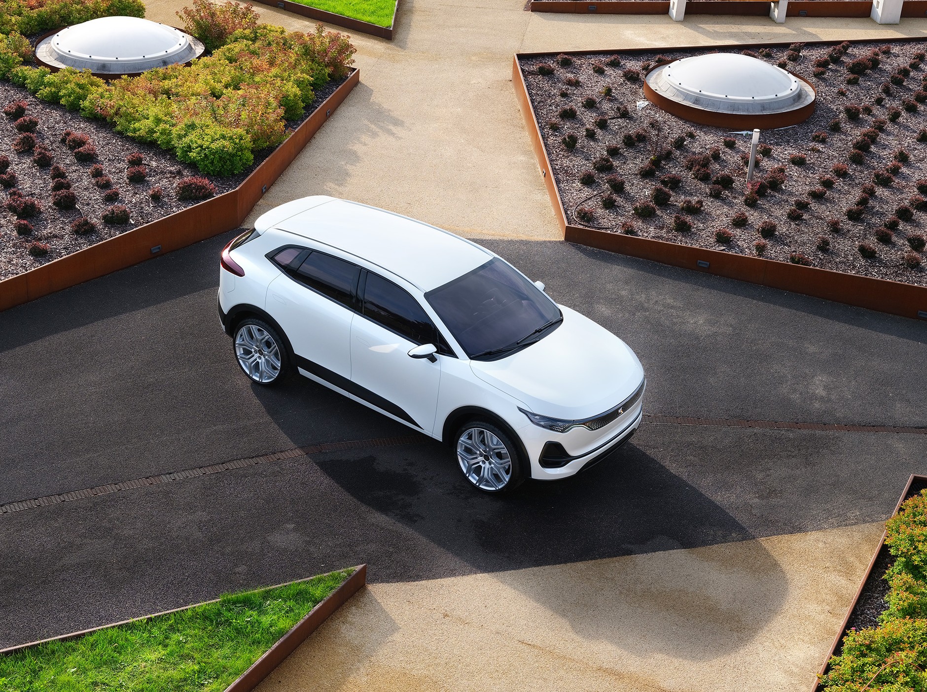 Studyjna wersja Izery, polskiego samochodu elektrycznego