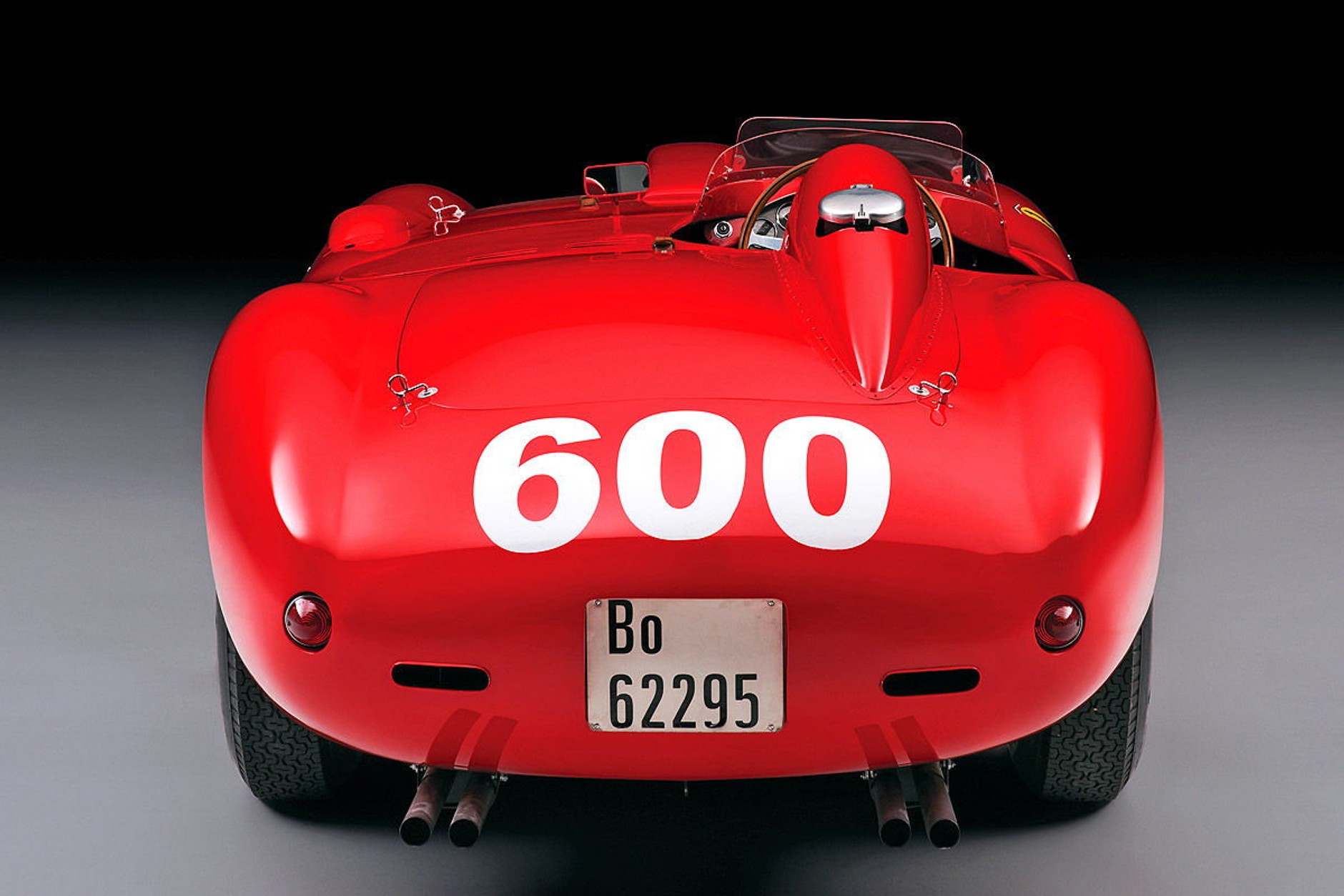 Ferrari za 30 mln dolarów