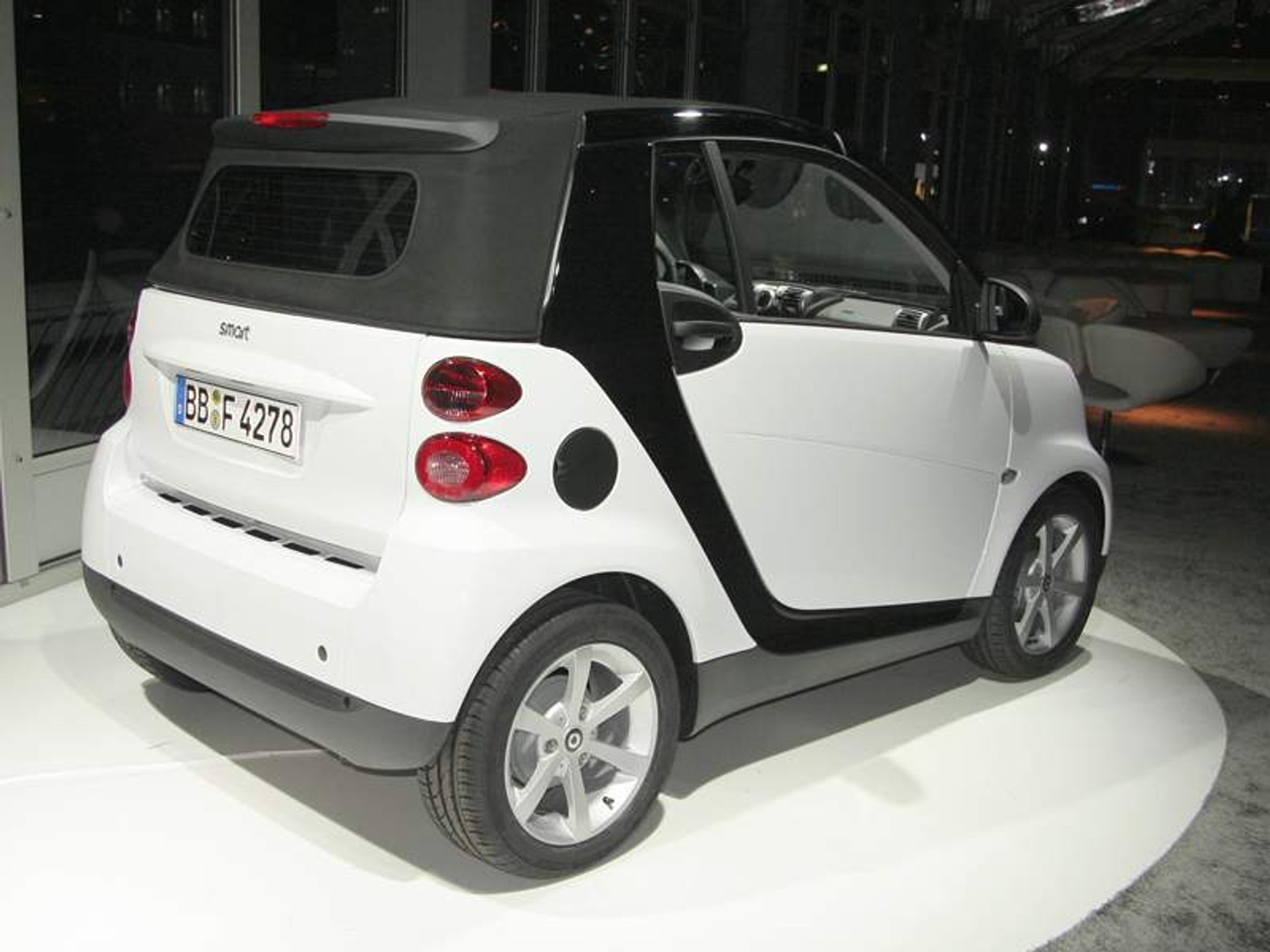 Smart ForTwo: premiera na dachu