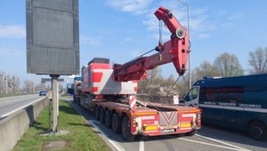 Transport drogowego giganta pełen nieprawidłowości. Inspektorzy ITD wezwali policję