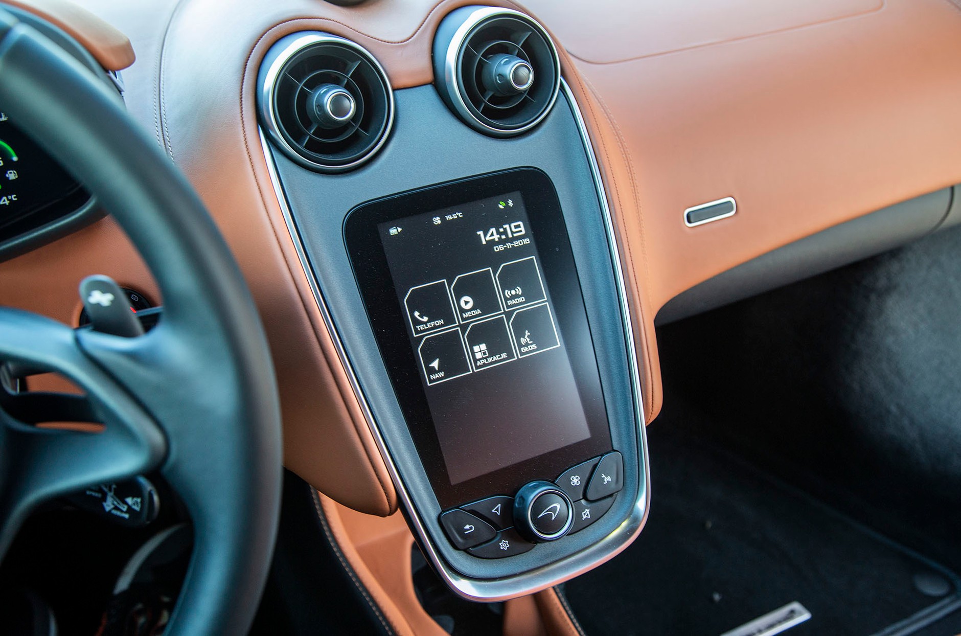 McLaren 570S Spider - moc pod kontrolą