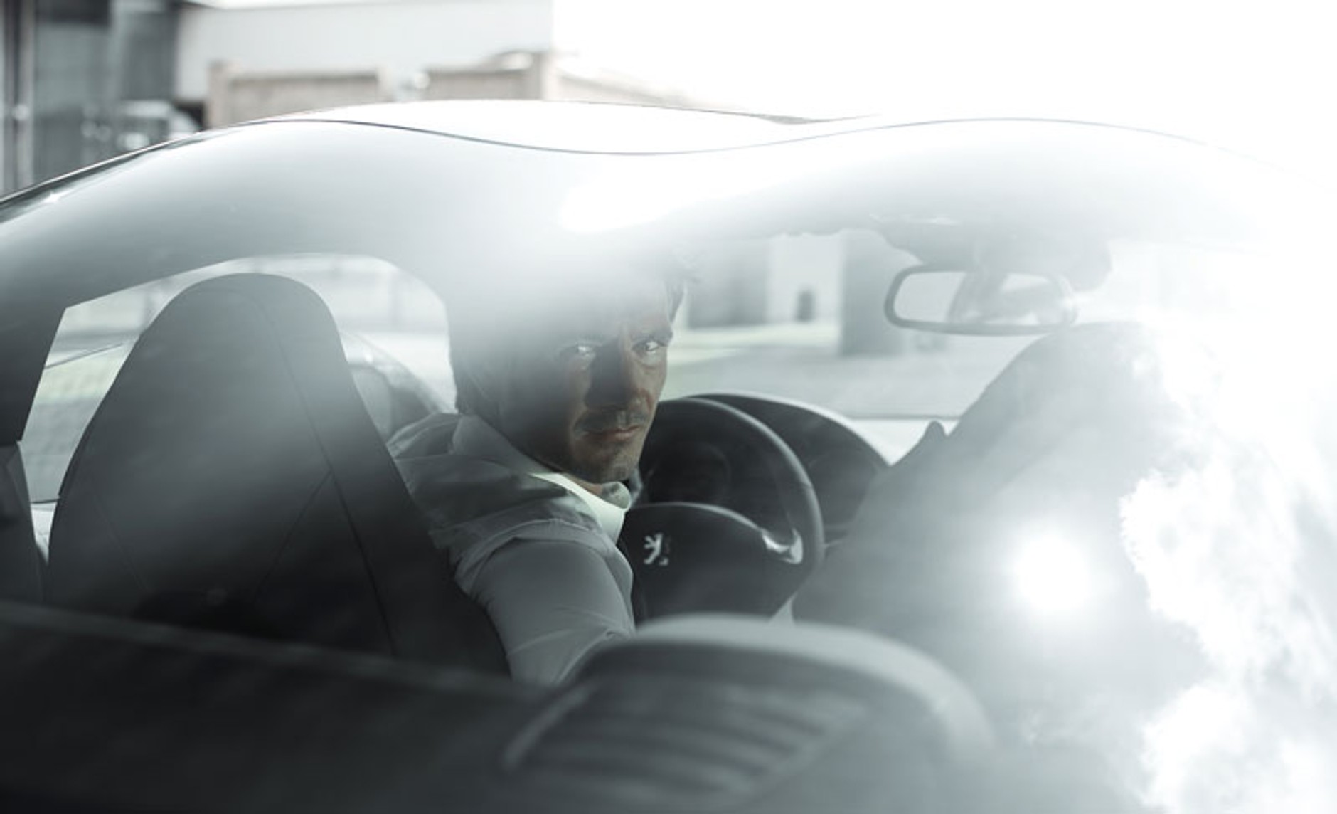 IAA Frankfurt 2009: Peugeot RCZ - odsłonięcie seryjnego coupé