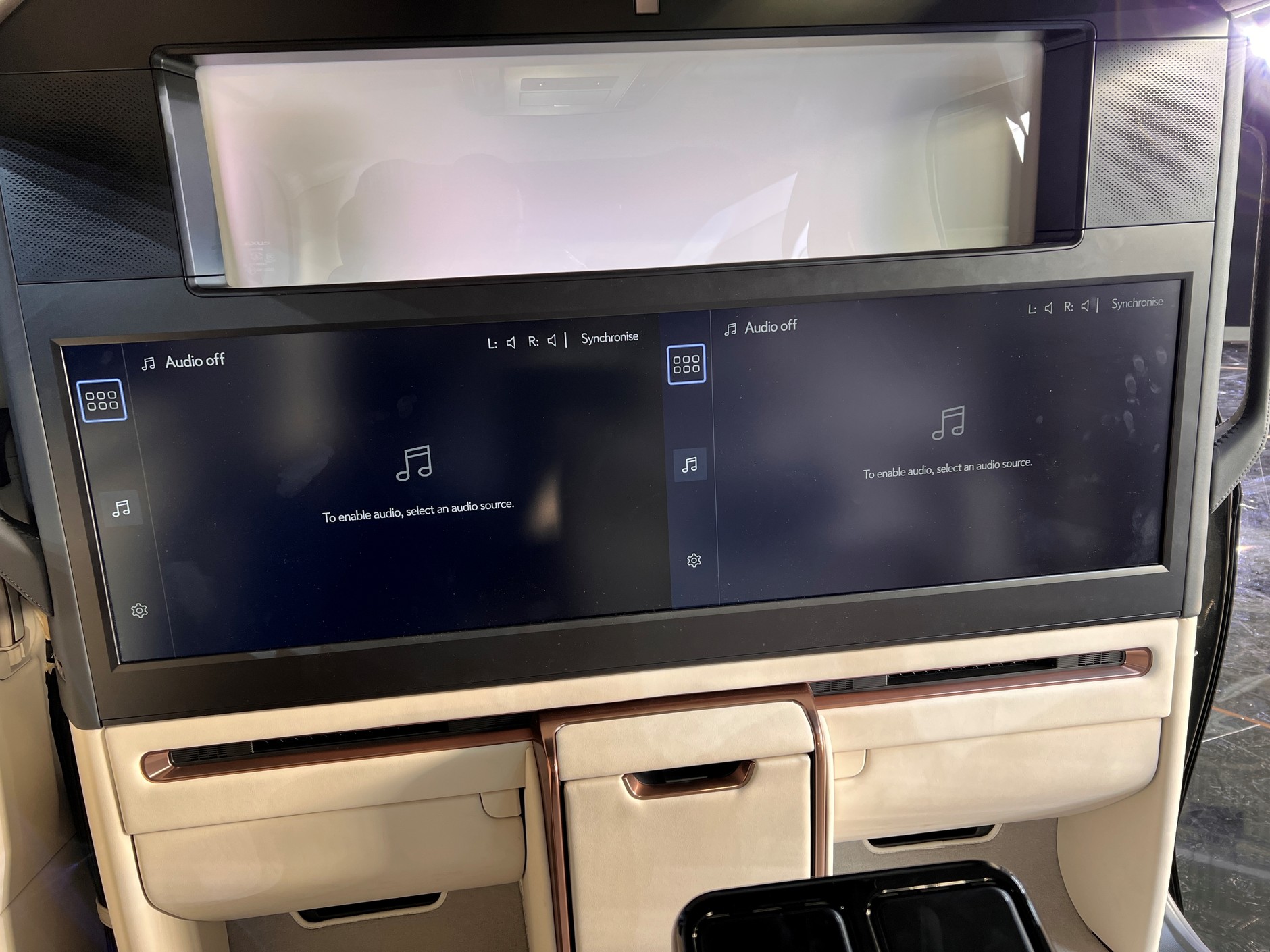 Lexus LM (druga generacja; od 2023 r.)