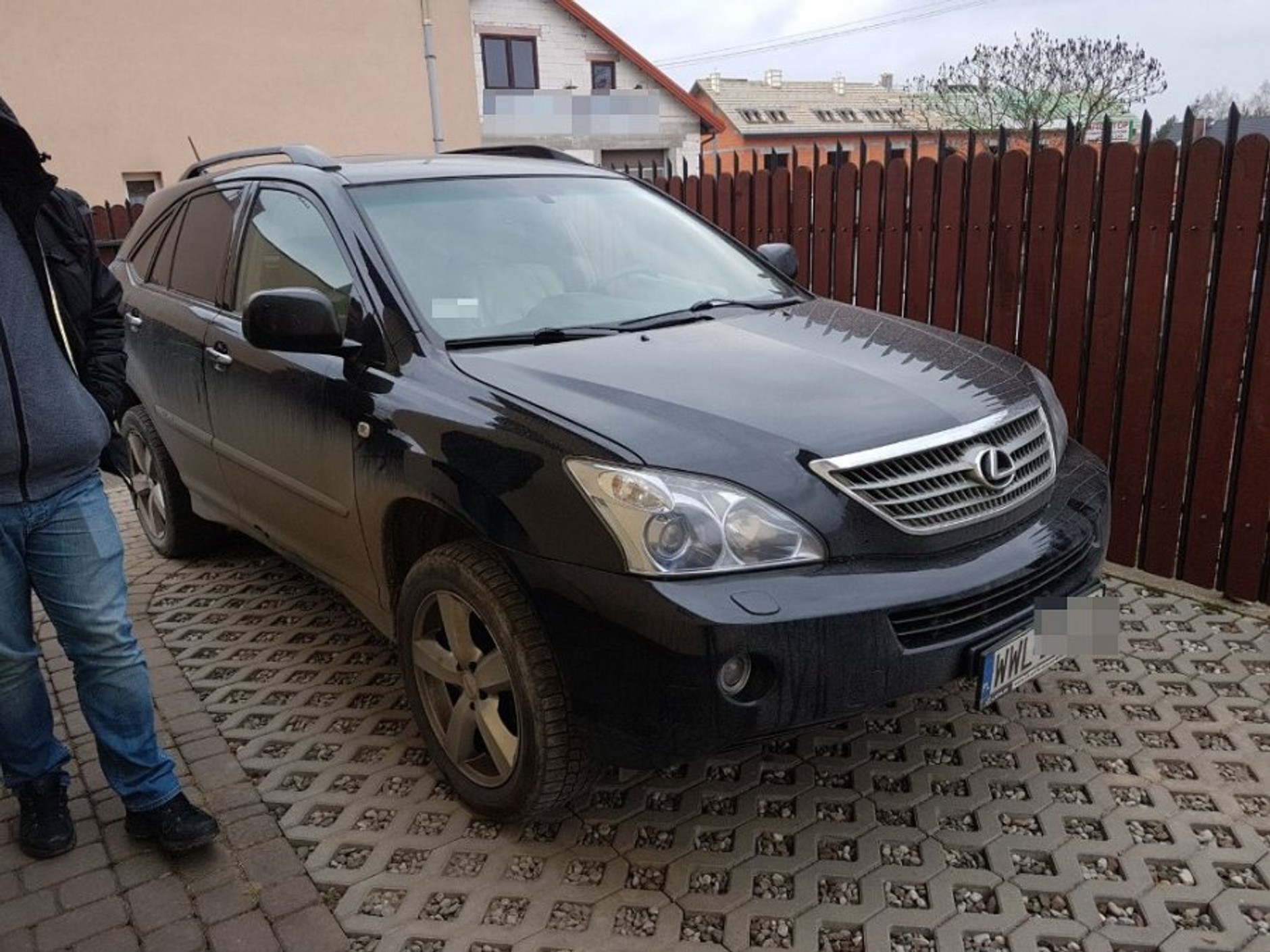 Zarekwirowane samochody i części