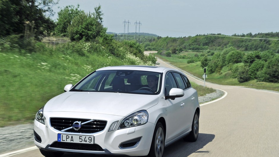 Volvo V60 Plug-iN Hybrid: szwedzka hybryda dla rodziny