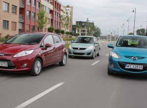 Małe, stylowe i trwałe miejskie auta za 25 tys. zł - Ford Fiesta kontra Suzuki Swift i Mazda 2