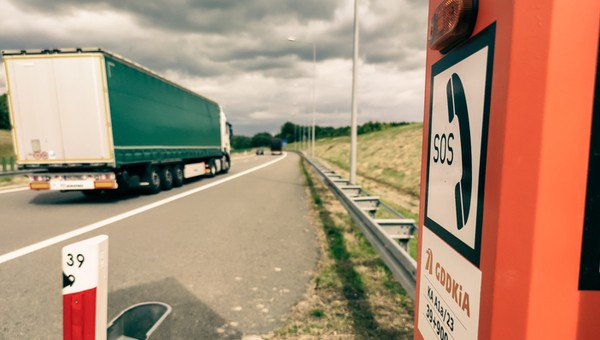 Autostrady A1 i A4 na Śląsku otrzymały system łączności alarmowej