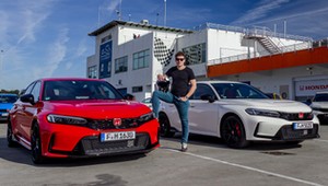 Jeździłem nową Hondą Civic Type R. W tym wozie zapominasz o prawach fizyki
