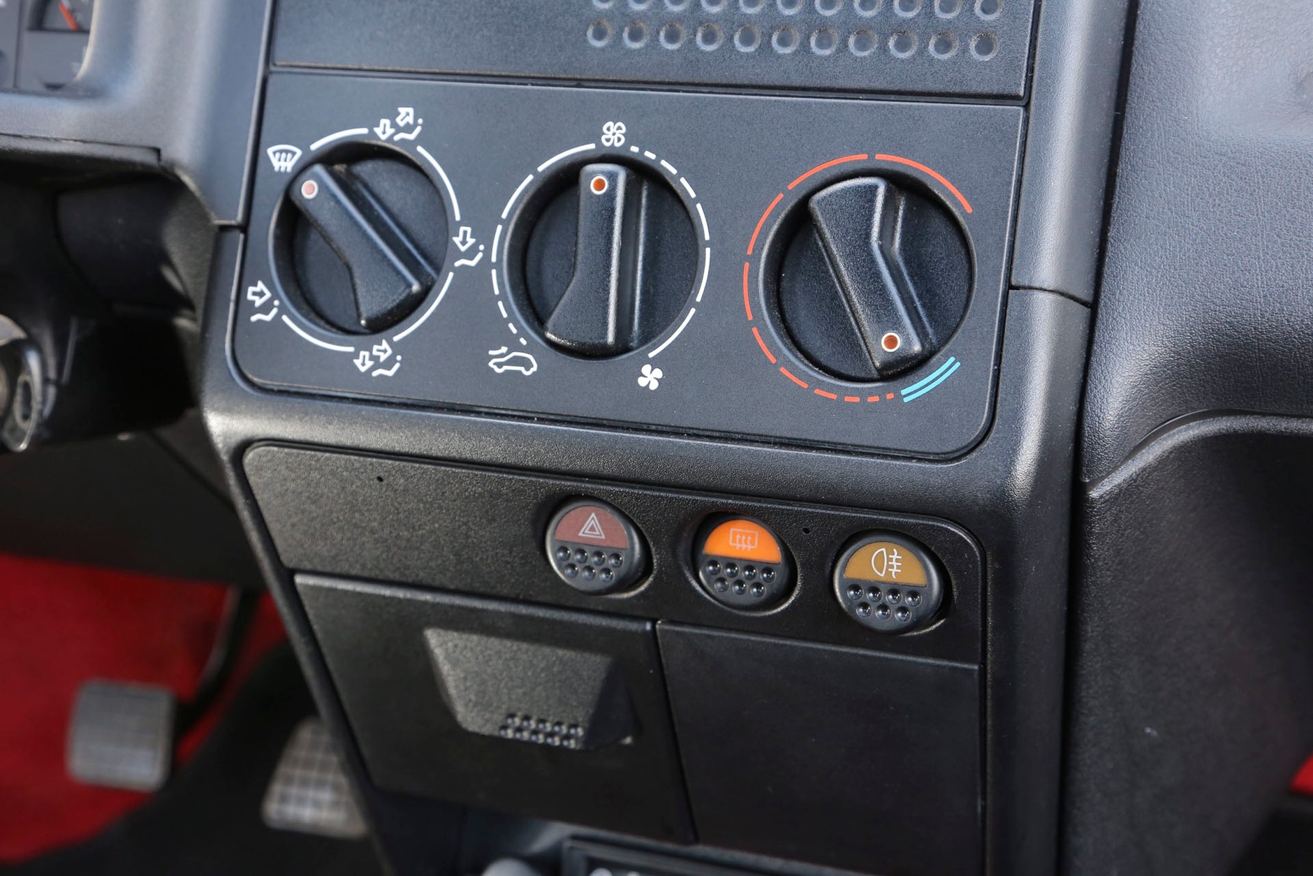 Peugeot 205 Rallye 1.9 - rajdówka wagi lekkiej