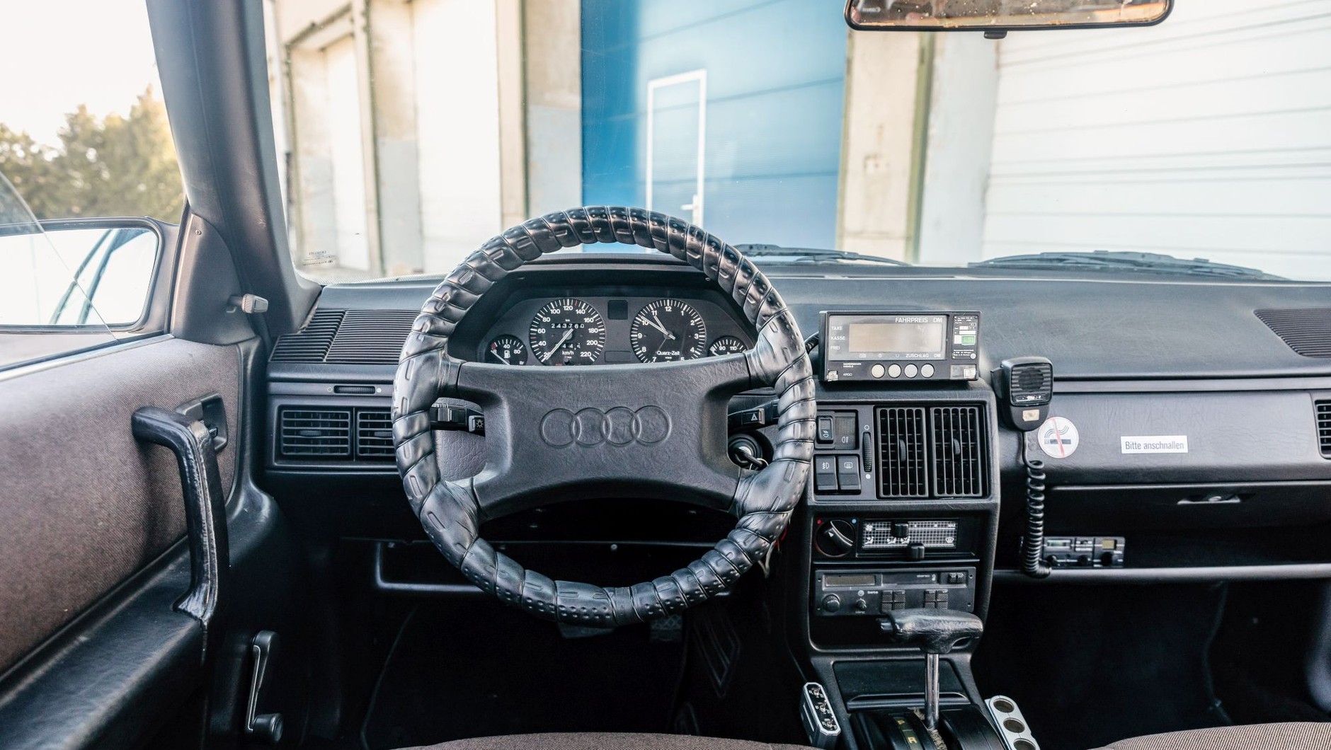 Audi 100