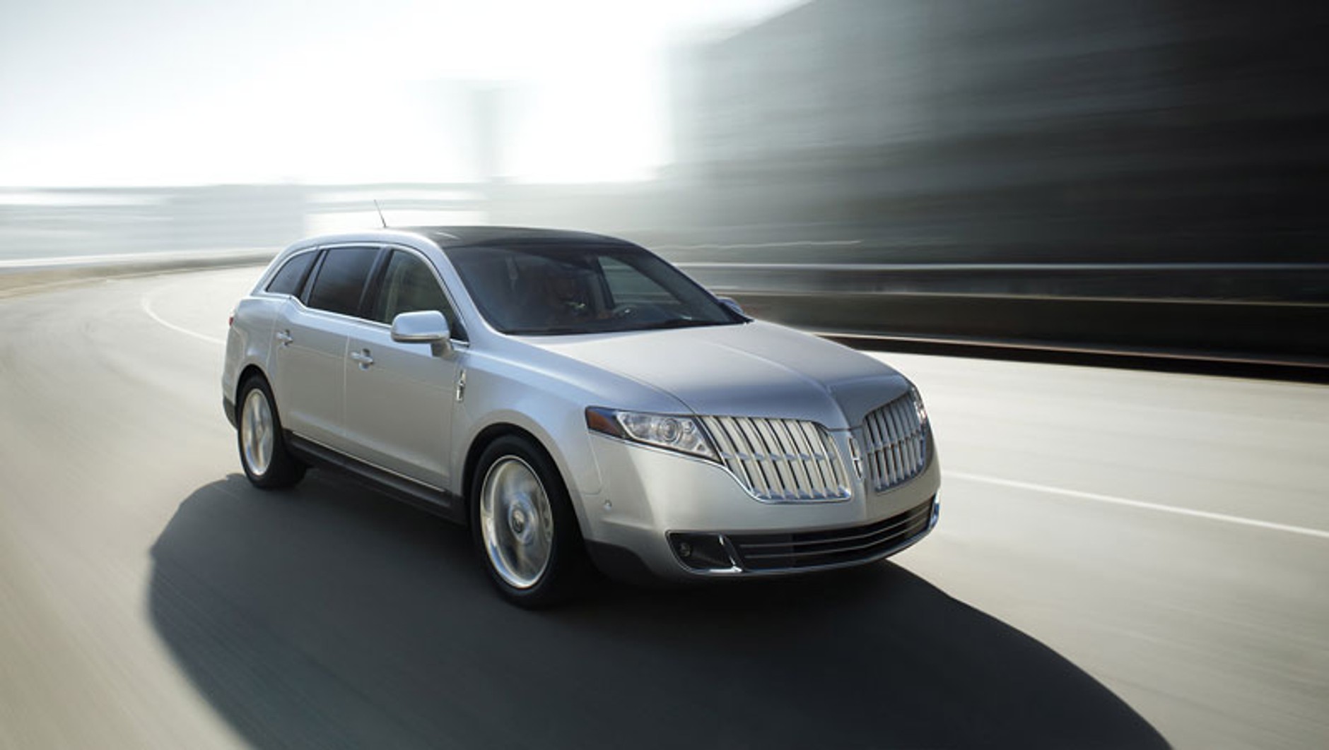 Lincoln MKT - wersja seryjna ubiegłorocznego konceptu