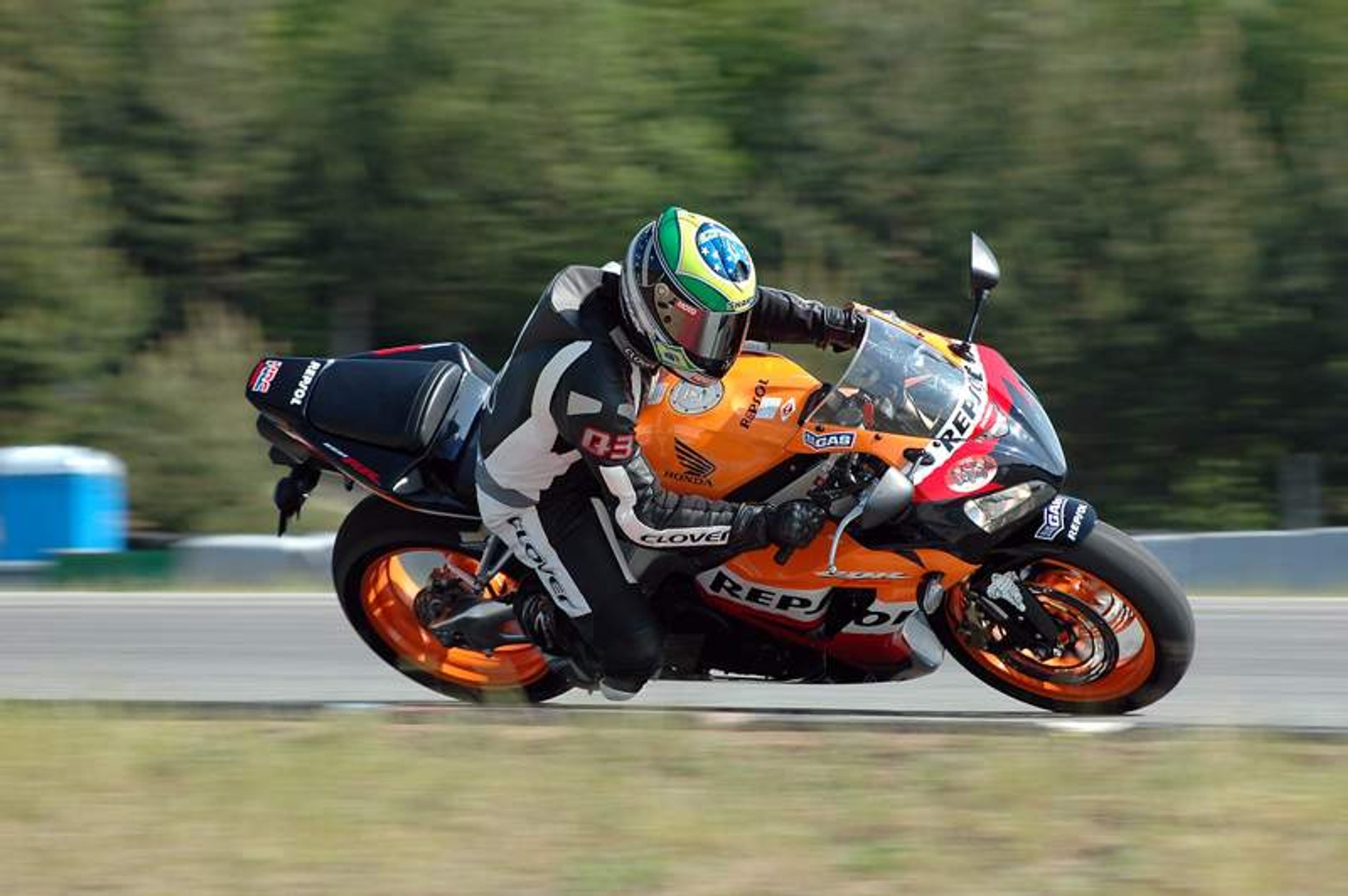 Supermoto Honda Days: nowy CBR600RR na torze