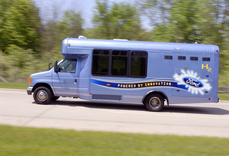 Ford dostarczył do Las Vegas dwa autobusy spalające wodór