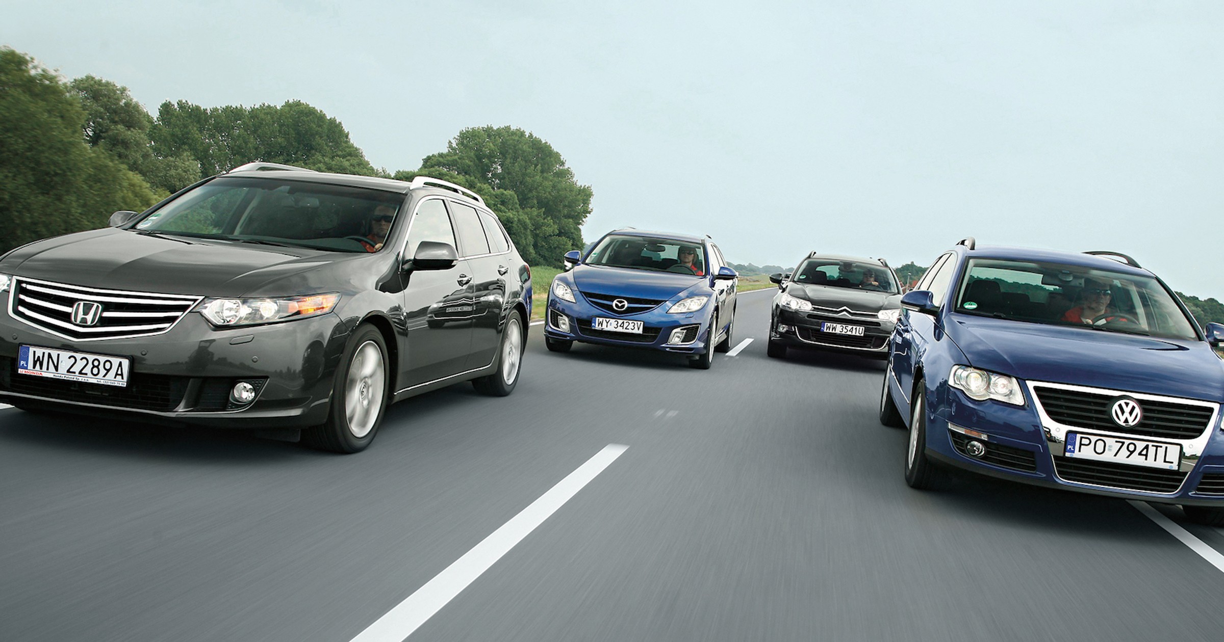 Citroën C5, Honda Accord, Mazda 6 i VW Passat – porównanie