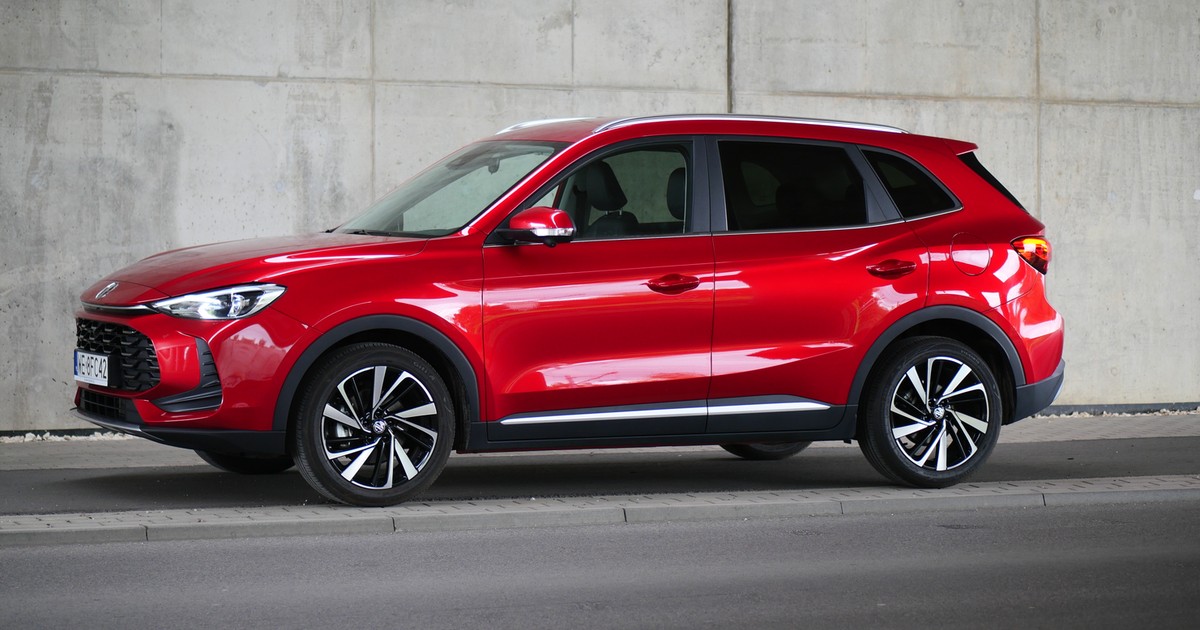 MG ZS Hybrid +