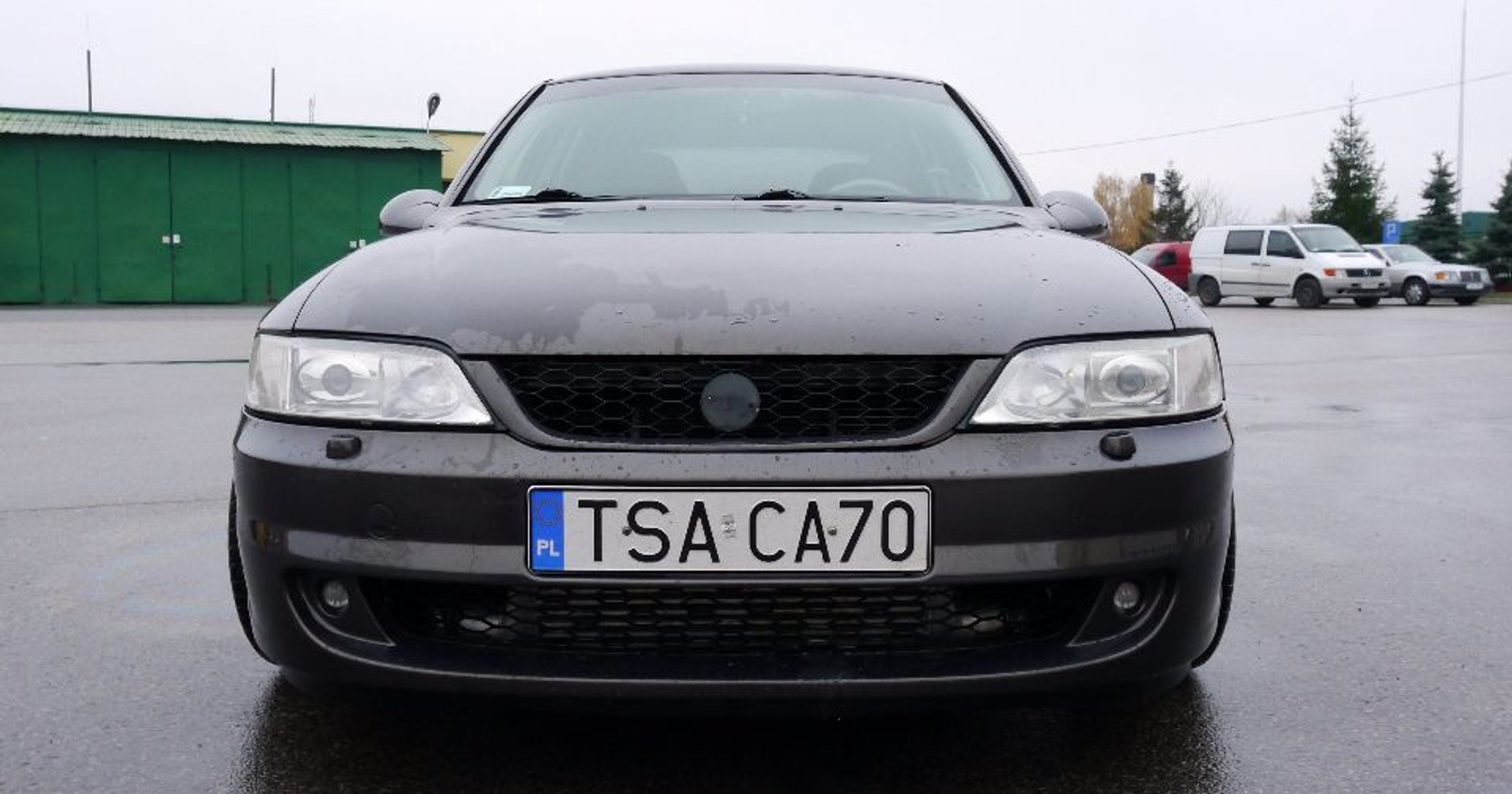 Ciekawostka z ogłoszenia: Opel Vectra z napędem na tył