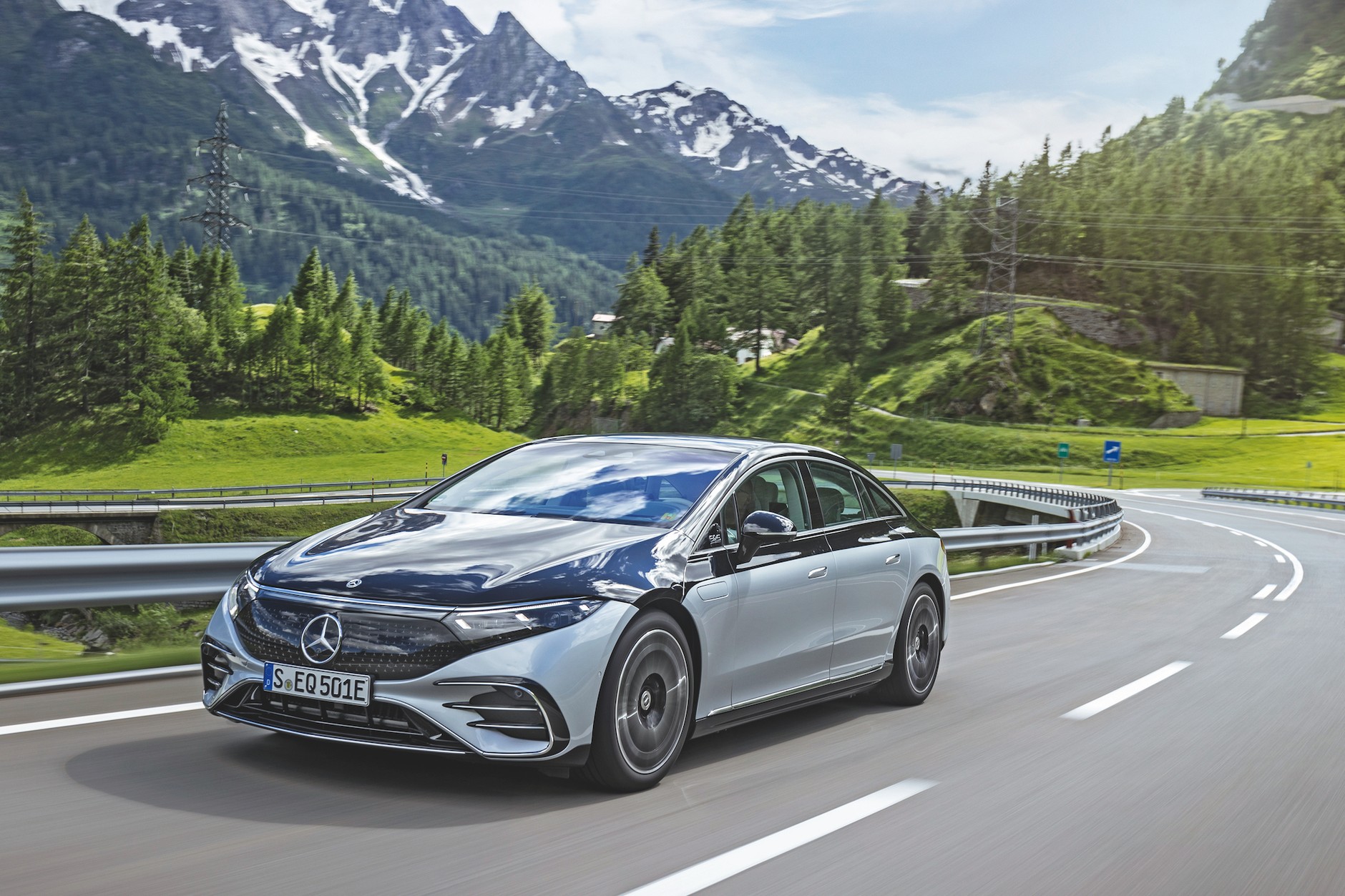 Mercedes EQS