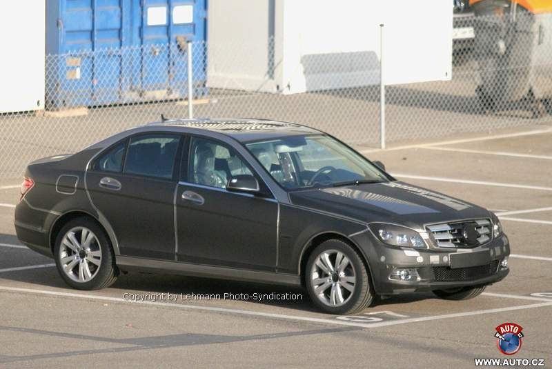 Zdjęcia szpiegowskie: Mercedes-Benz klasy C
