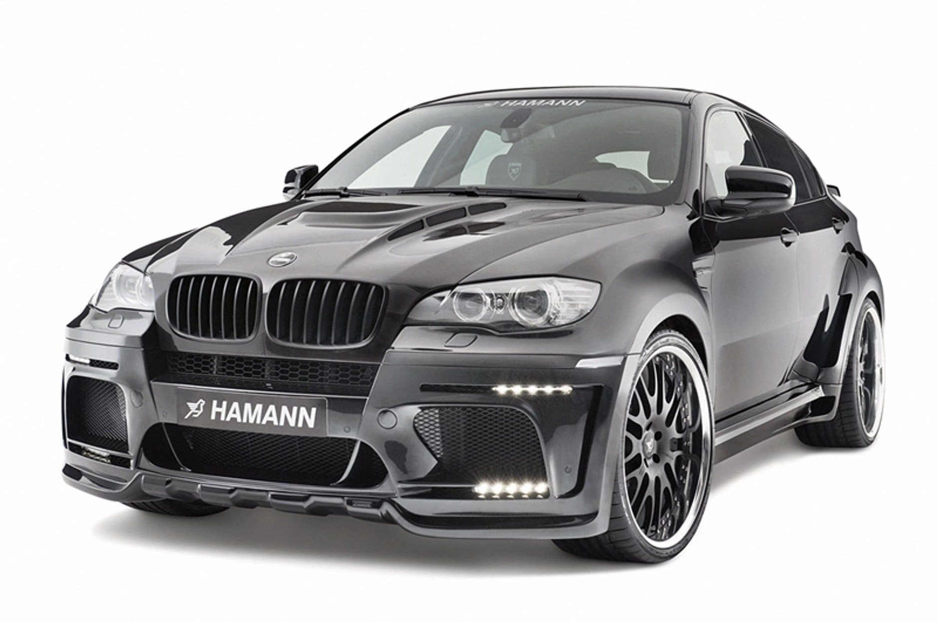 BMW X6 Tycoon Evo M ma gwiazdy na podsufitce