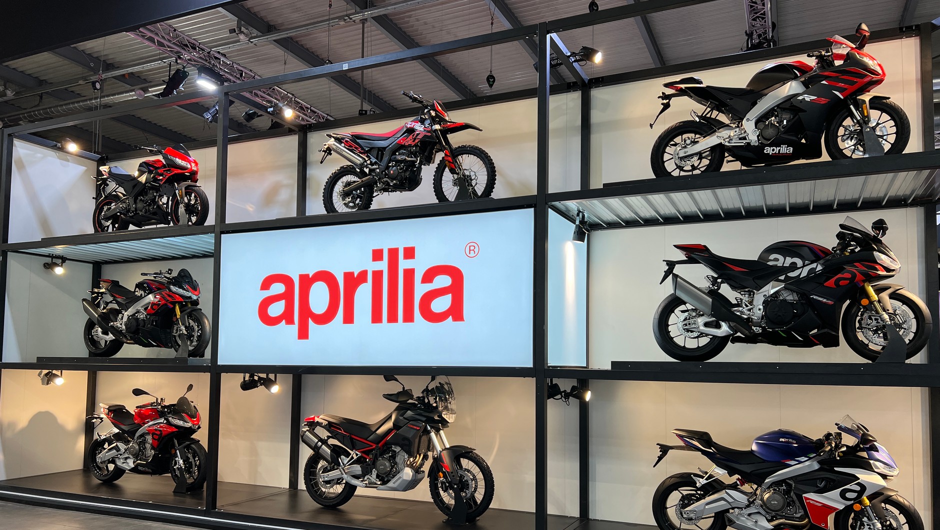 Wystawa motocyklowa EICMA 23