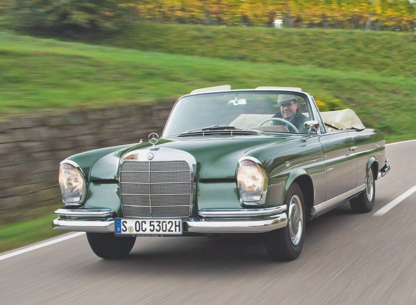 Mercedes 220 SEb Cabriolet - świadek złotych czasów