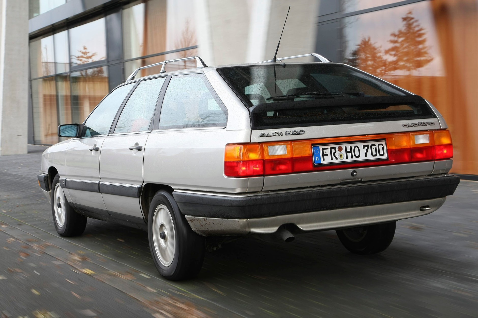 Audi 200 Avant - klasyczne quattro