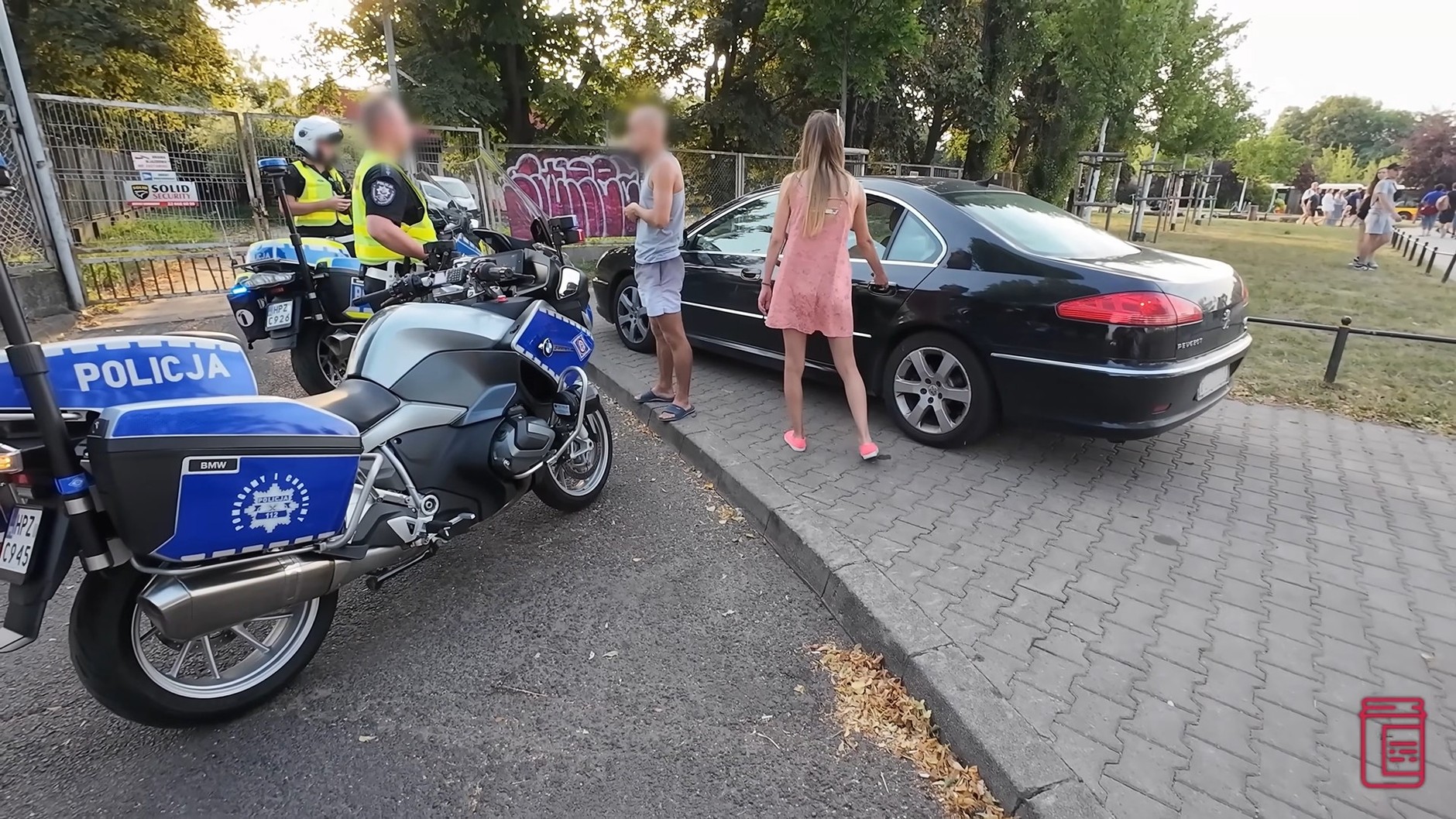 Tu akurat był mandat, a nawet laweta, bo auto nie miało badań technicznych
