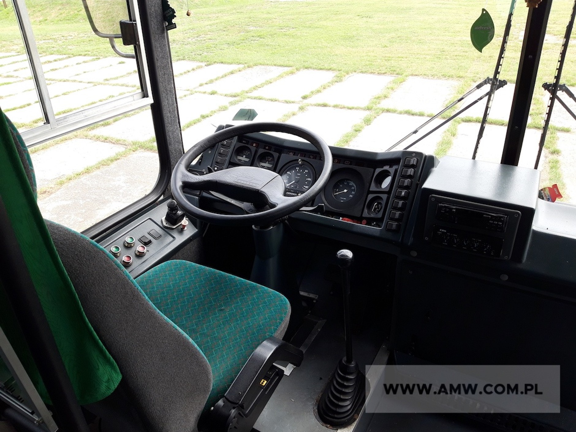 Autobus pasażerski Autosan H-10.10: 2000 r.; 14 tys. zł