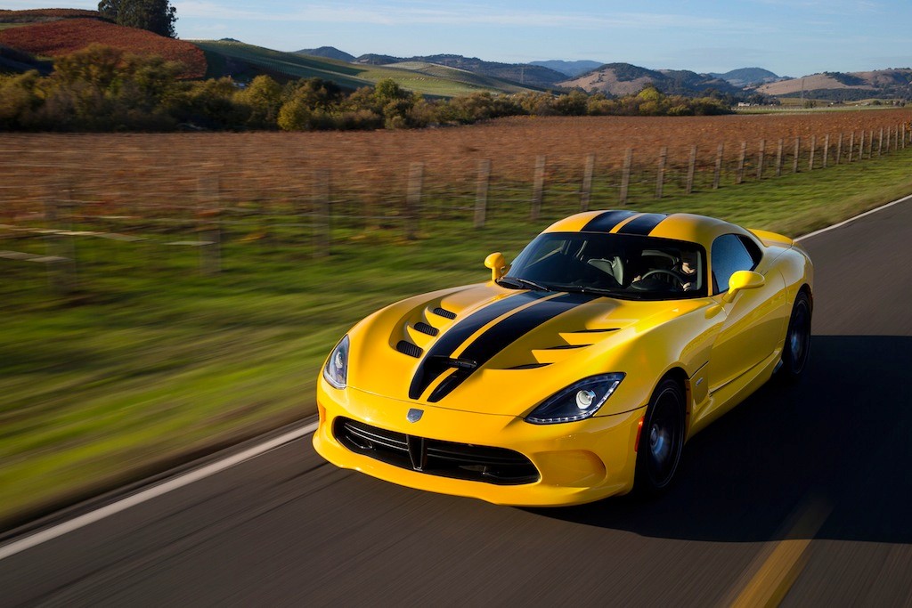 SRT Viper: amerykański drapieżnik