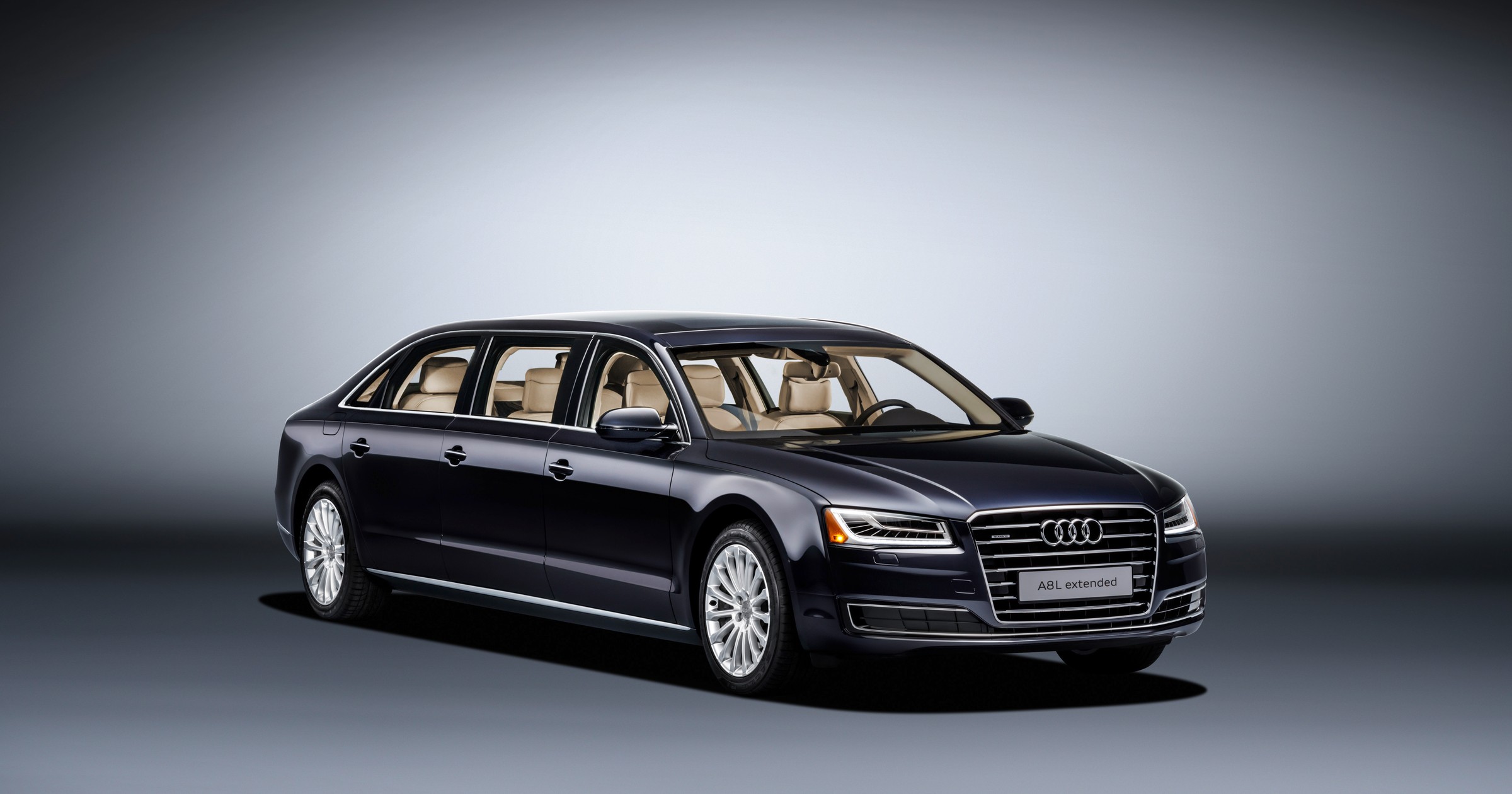 Audi A8 L extended