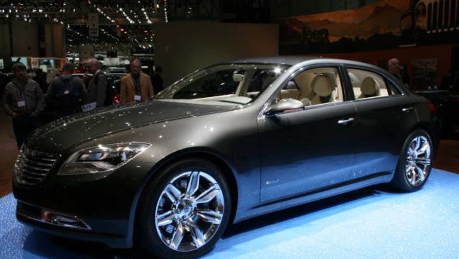 Chrysler 200C EV