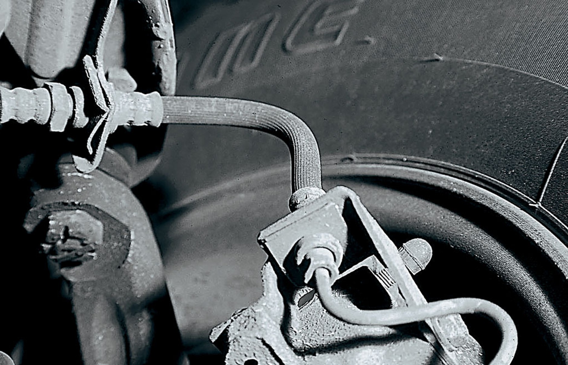 Pompa i przewody hamulcowe - objawy awarii