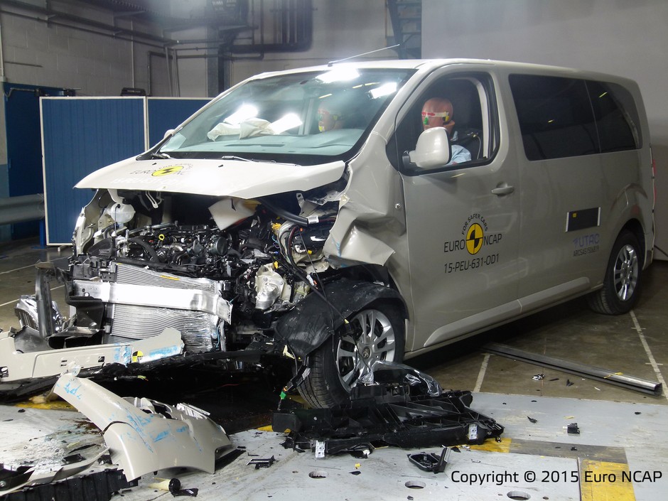 Peugeot Traveller - test zderzeniowy