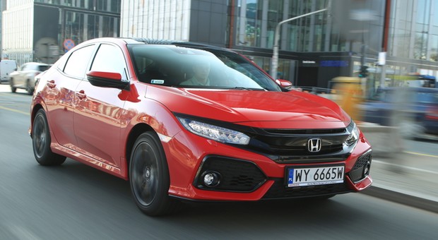 Honda Civic 1.0 VTEC Turbo - trzy gary i Lego design | TEST
