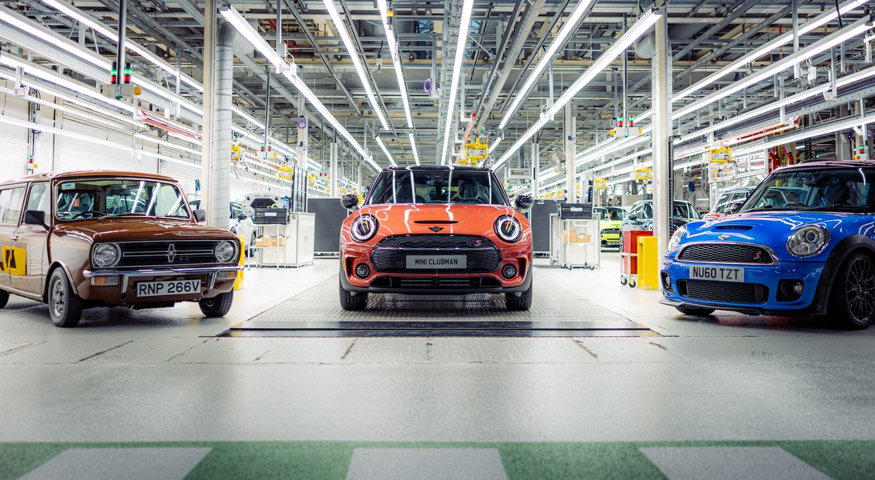 Koniec kultowego Mini. Ostatni Clubman zjeżdża z linii produkcyjnej w Oksfordzie