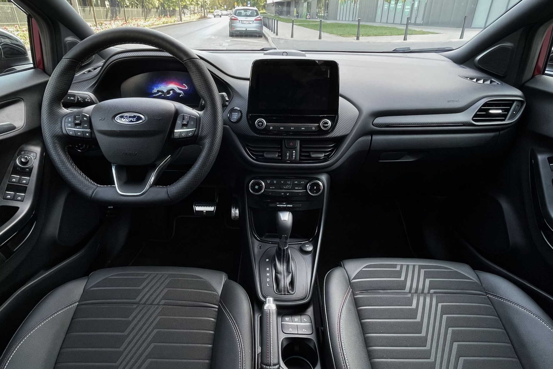 Ford Puma Vivid Ruby Edition