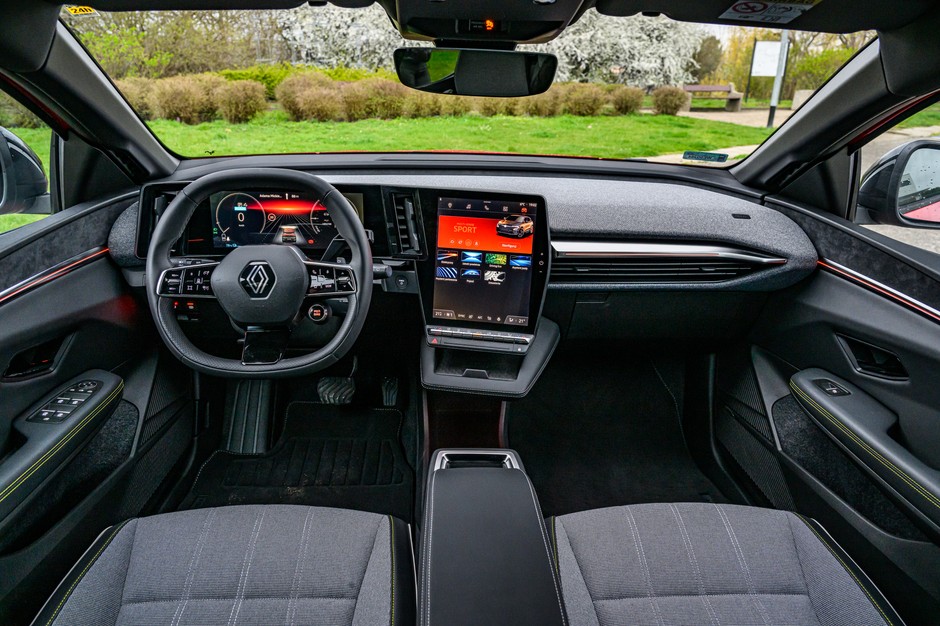Renault Megane E-Tech elektryczne