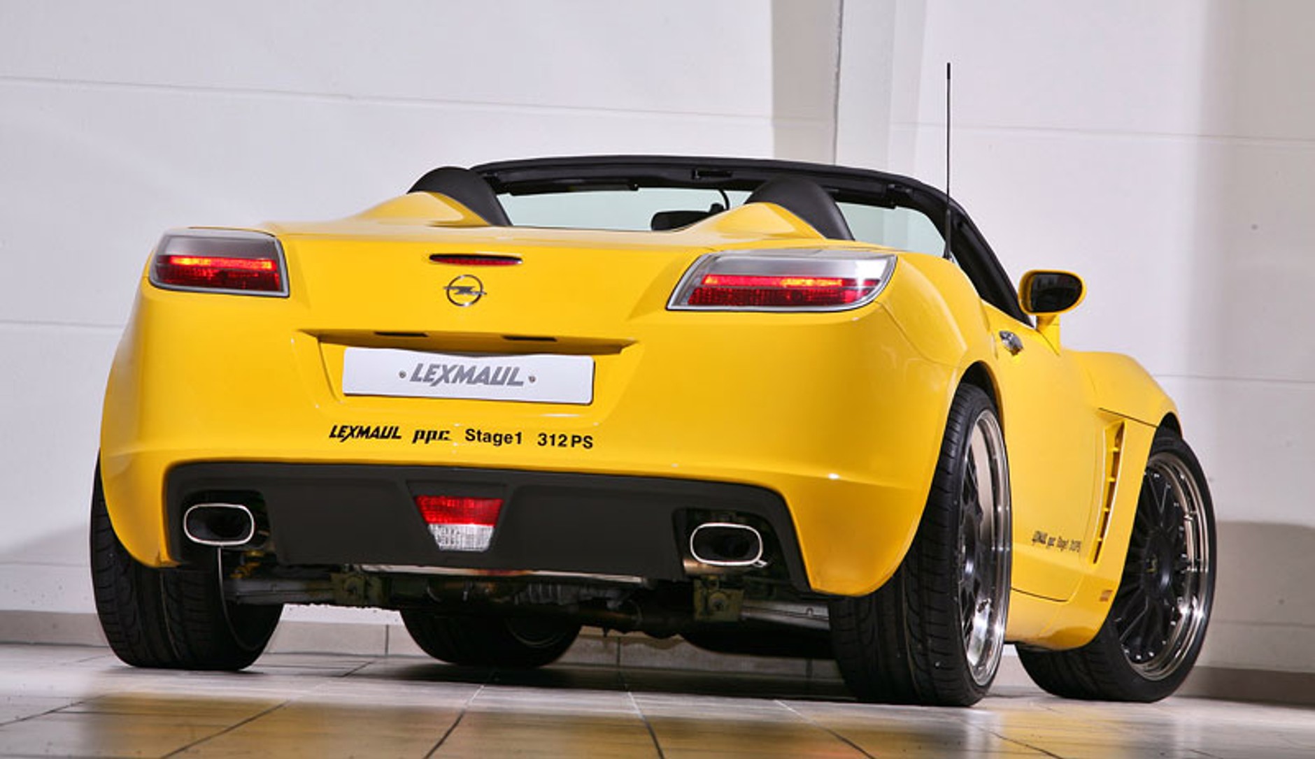 Lexmaul Opel GT: kilka koni dla niemieckiego roadstera