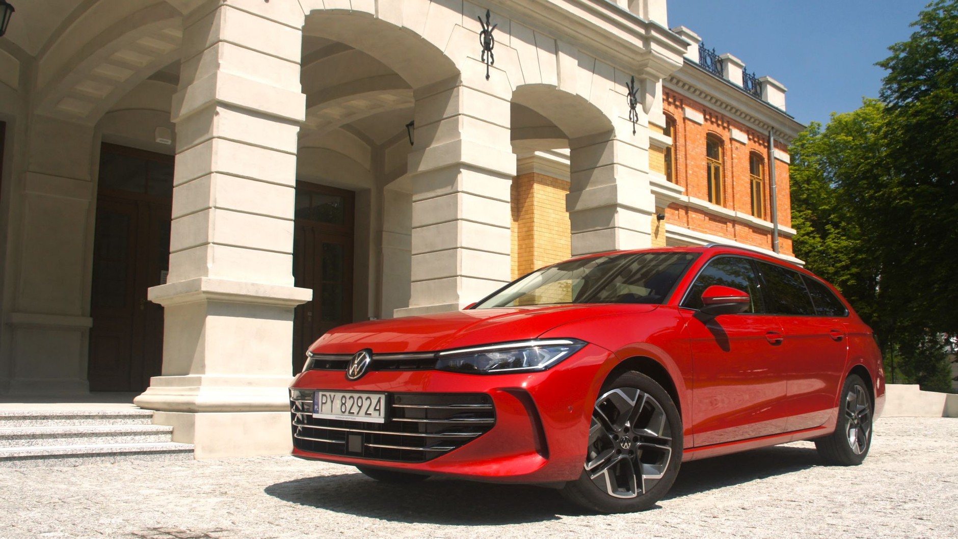 Volkswagen Passat B9 2.0 TDI