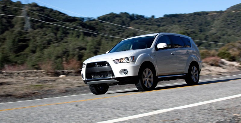 Mitsubishi Outlander GT dostane pohon S-AWC z Lanceru Evolution