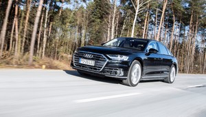 Audi A8 - jeździć czy być wożonym?